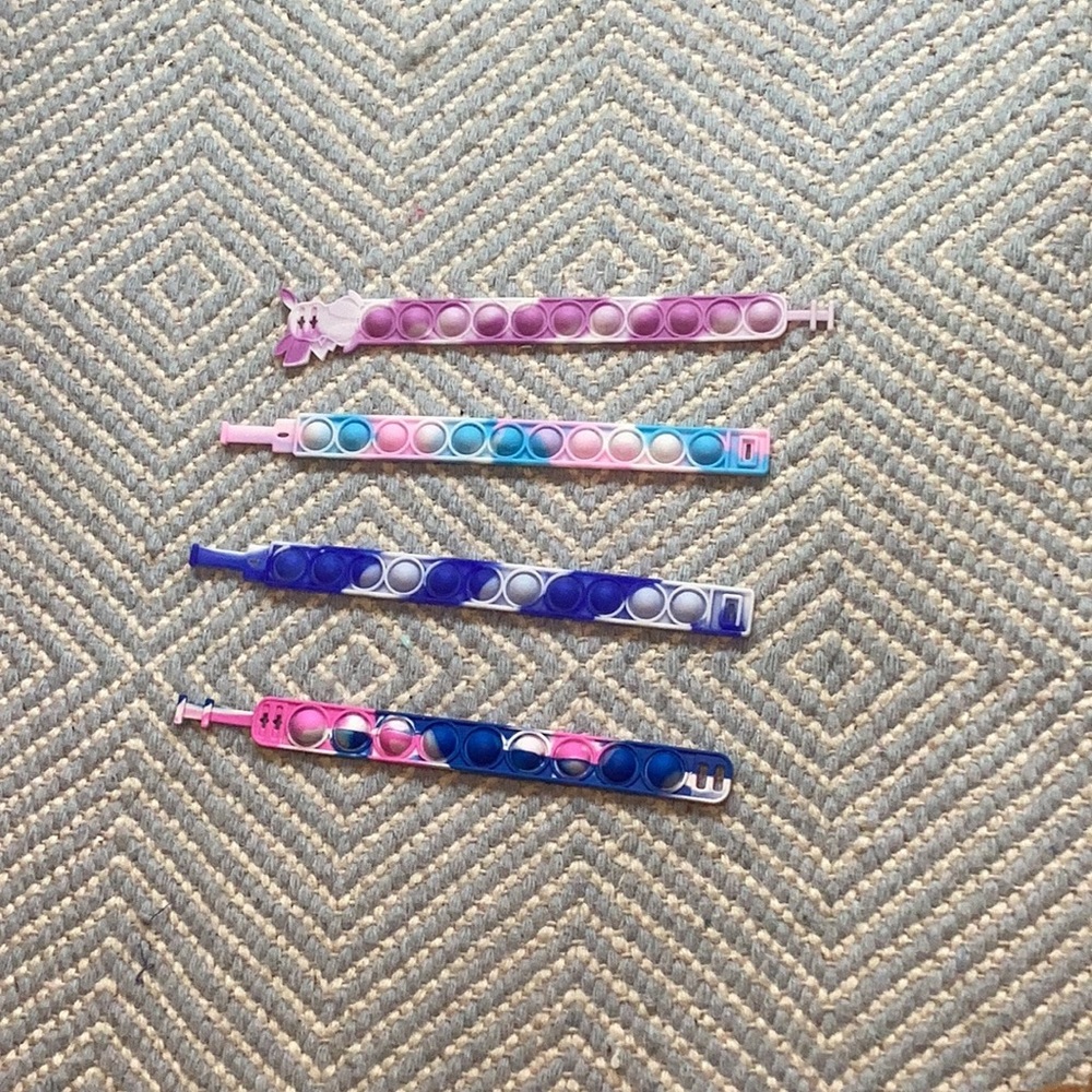 Pop bracelet